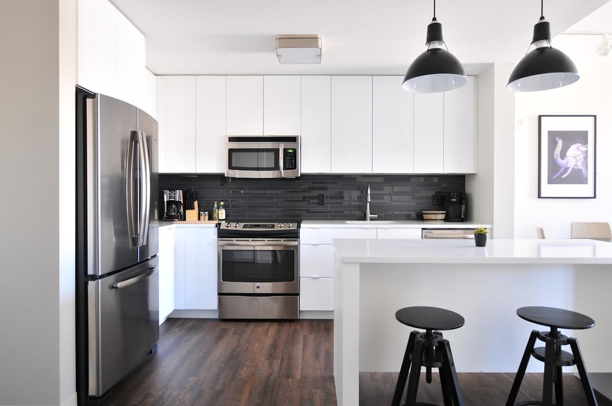 Guide complet rénovation appartement Lyon et Meyzieu — toutes les étapes 2025